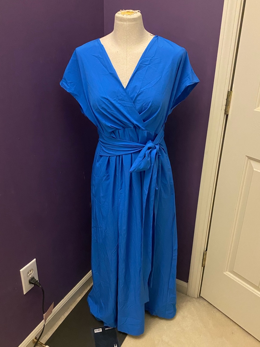 Halara Breezeful Maxi Dress Turquoise Blue V-neck Sleeveless Women's Size 8 NWT